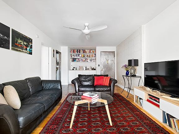 2nd image of 430 W 34th St APT 14H