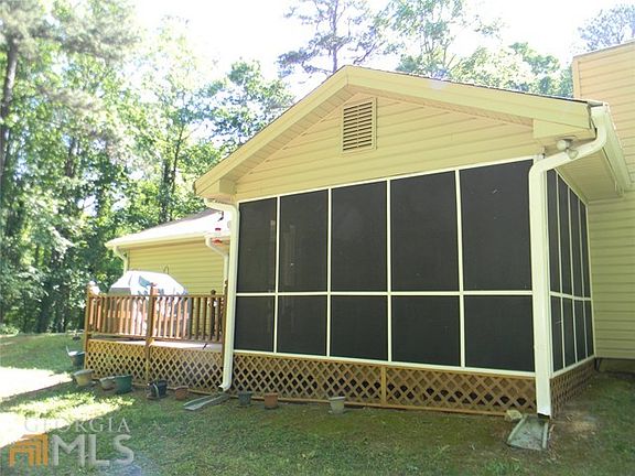 3rd image of 5181 Parkside Dr SE