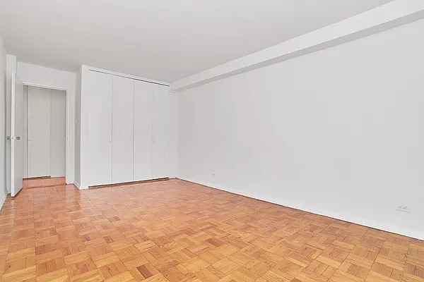 Rented by Living New York | media 25