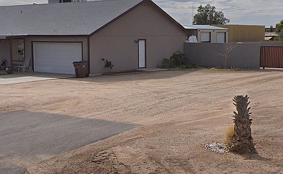 2nd image of 826 N 91st Way