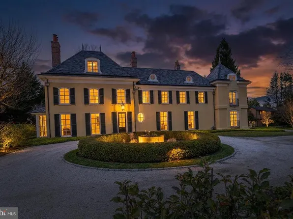1122 Brynlawn Rd, Villanova, PA 19085