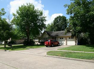 16319 Deer Lick Dr, Houston, TX 77090