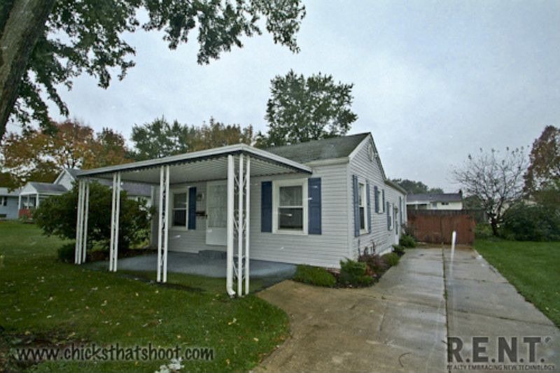 1st image of 305 Lennox Ave NW