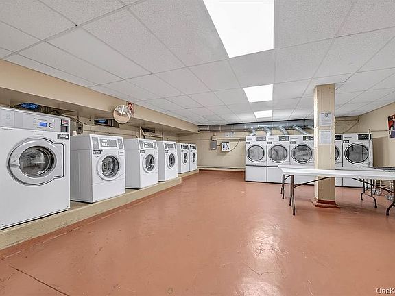 5th image of 83-44 Lefferts Blvd APT 6C