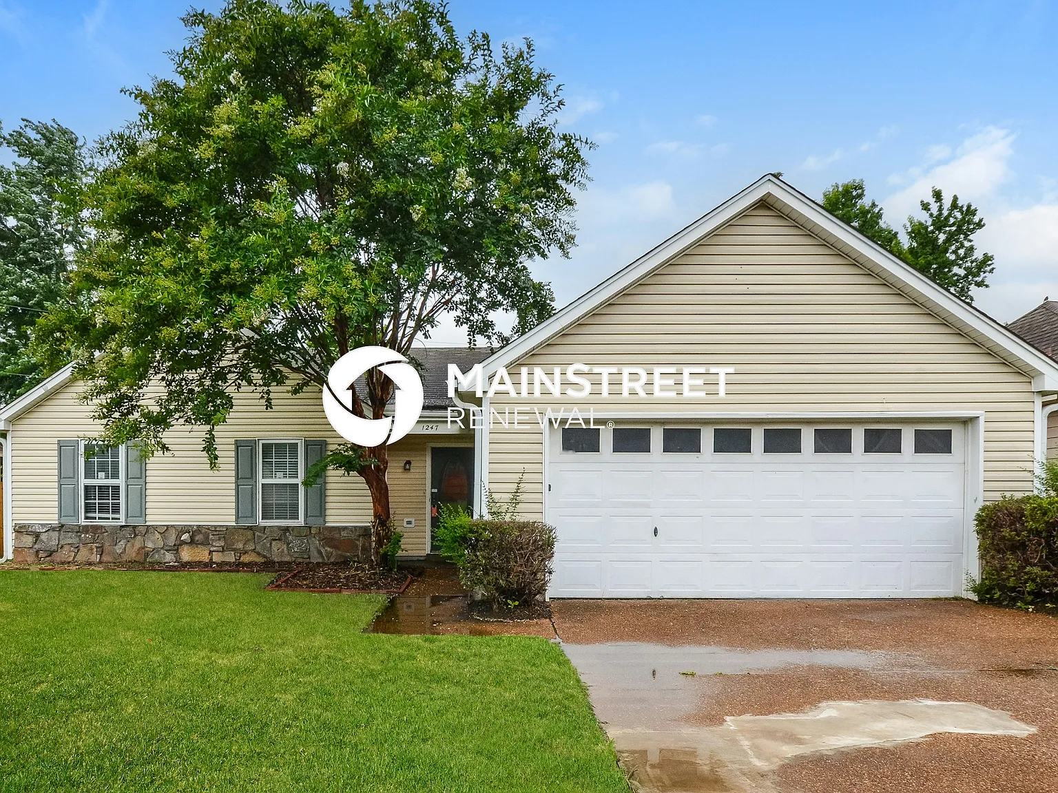1247 Grange Way Dr — Photo 1