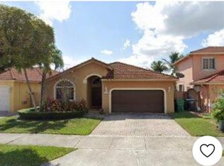 15352 SW 32nd Ter, Miami, FL 33185