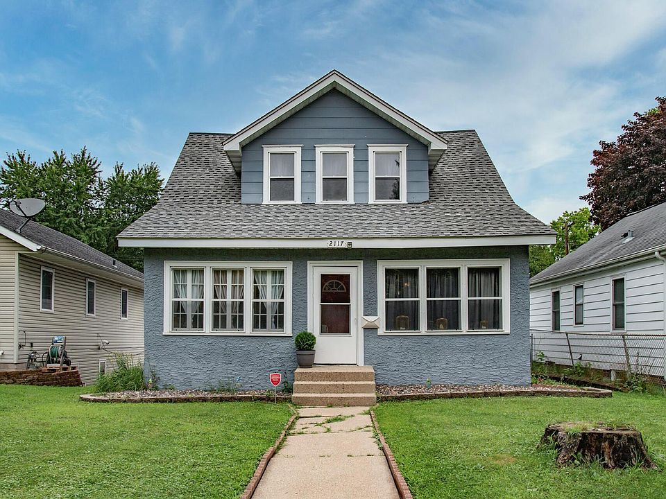 1st image of 2117 Minnehaha Ave E