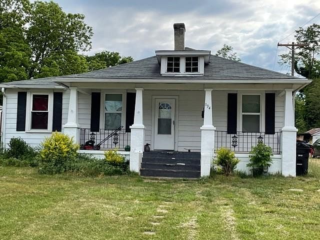 1st image of 134 Northwest Blvd