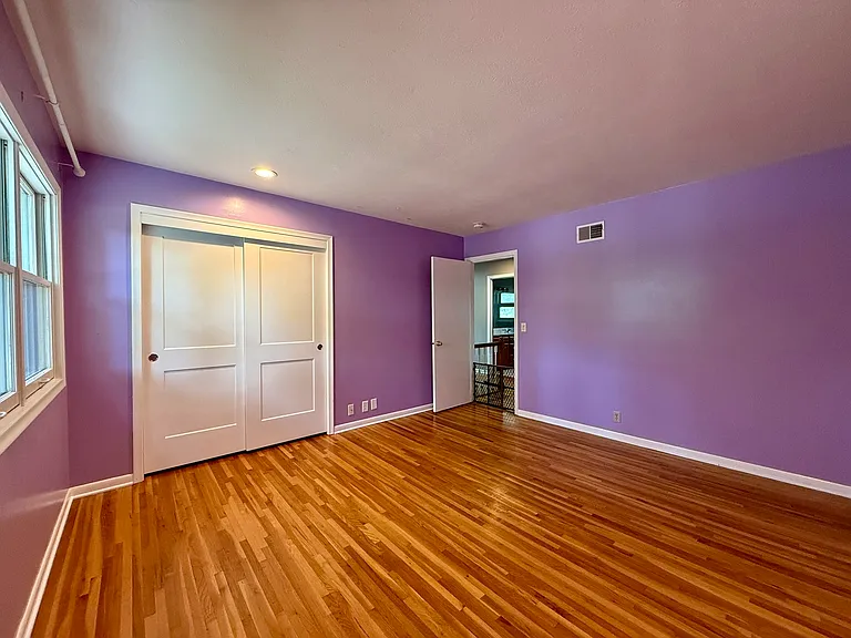 9325 Pauline St — Photo 49