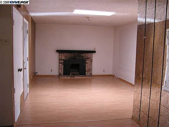 3rd image of 31335 Santa Maria Dr