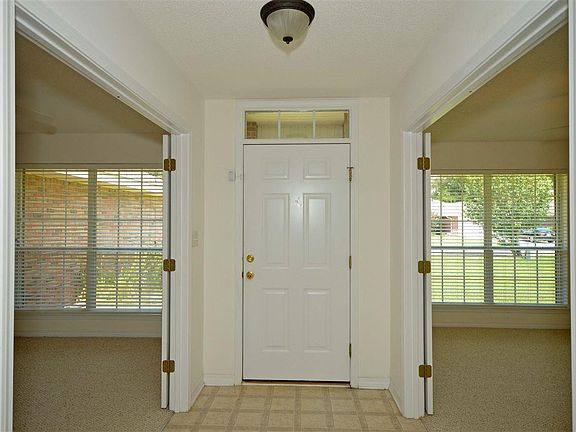 4th image of 4793 Spencer Oaks Blvd