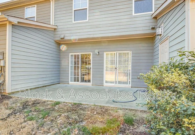 708 Mardonie Reach Ln — Photo 21