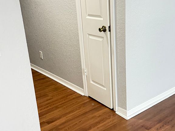 4th image of 975 Northern Dancer Way APT 203