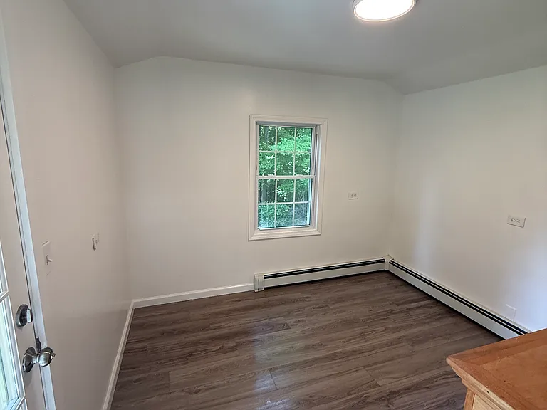 18 Lakeview Rd #B — Photo 14