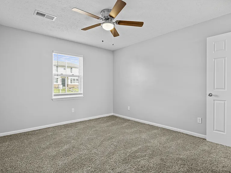 Mt. Tabor Apartments — Photo 31