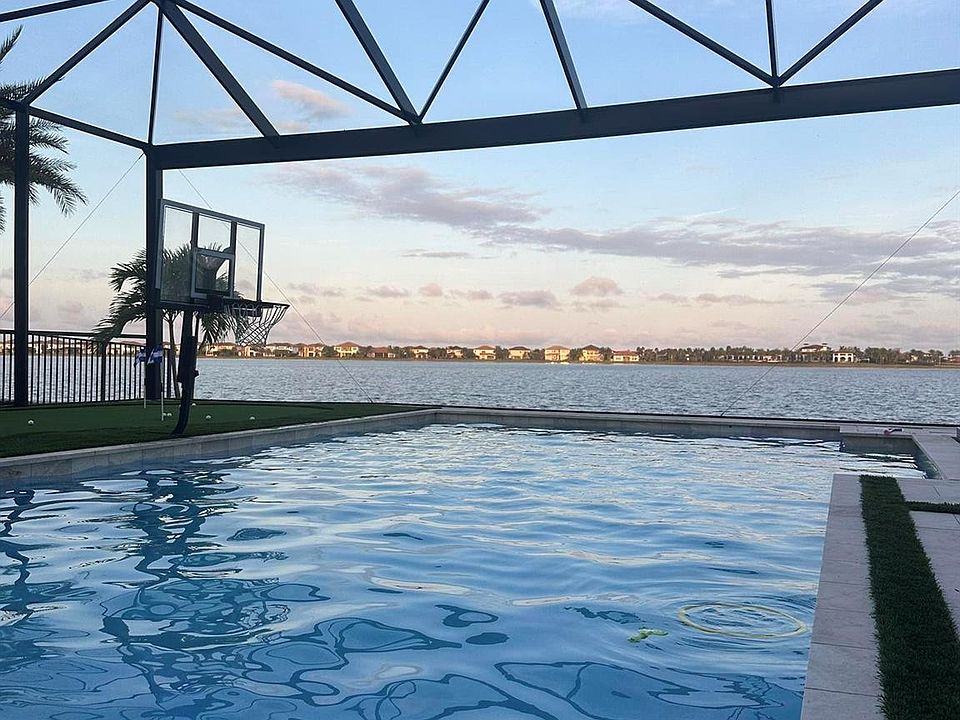 1st image of 8550 W Parkland Bay Trail