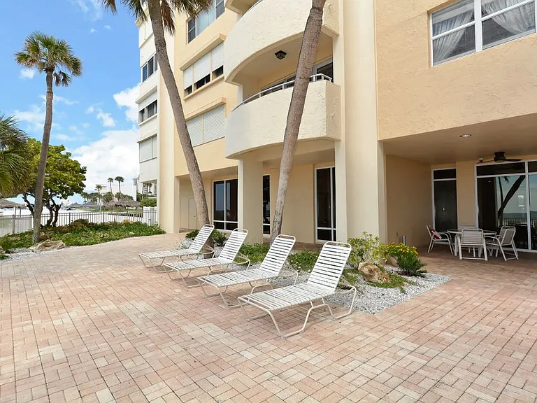 1700 Benjamin Franklin Dr #11B — Photo 36