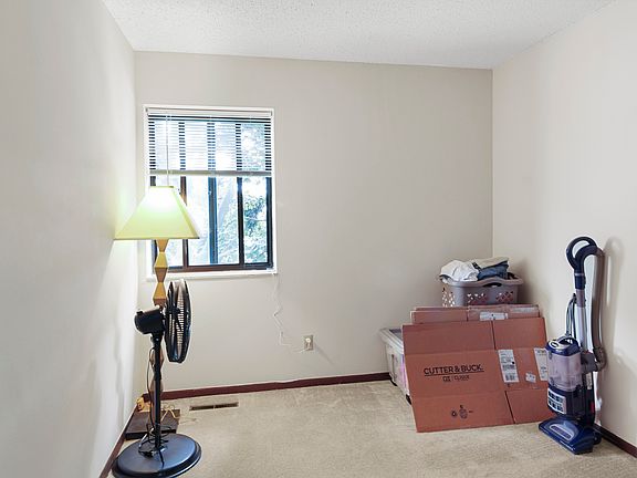 5th image of 1924 Melrose Dr APT C