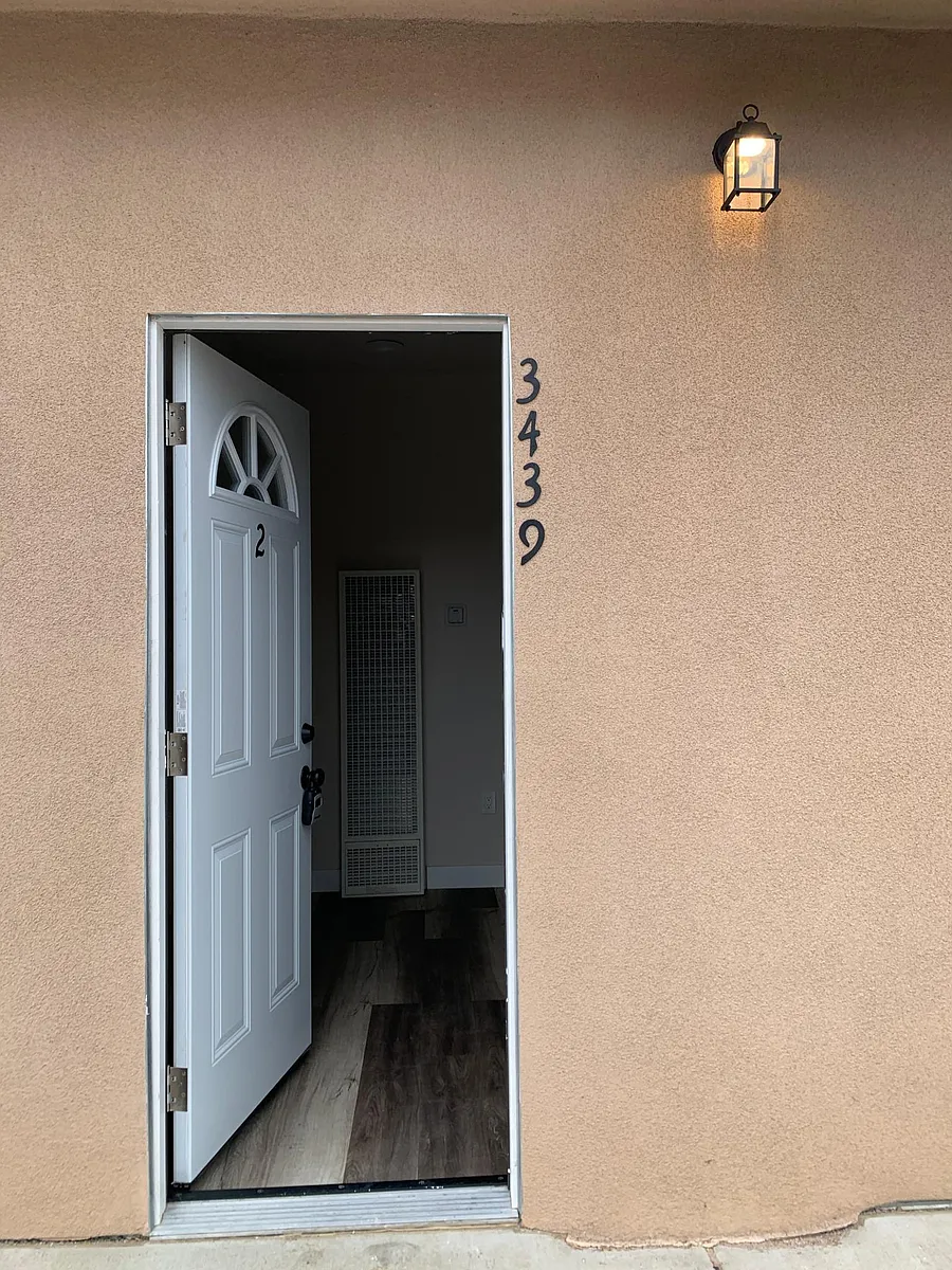 Building Photo - 3439 Luna Ave #2