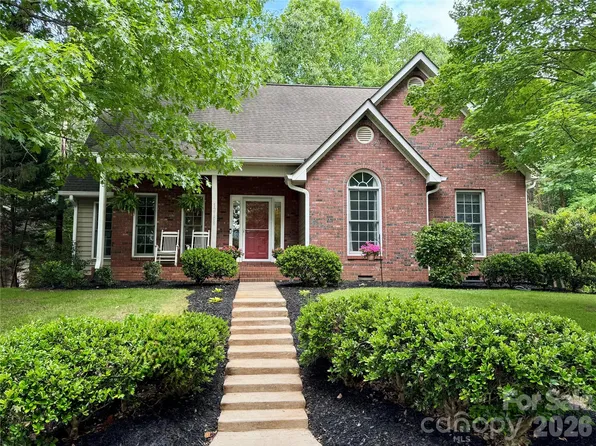 12109 Baywoods Dr, Tega Cay, SC 29708