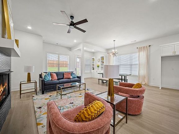 3rd image of 6401 Beacon St