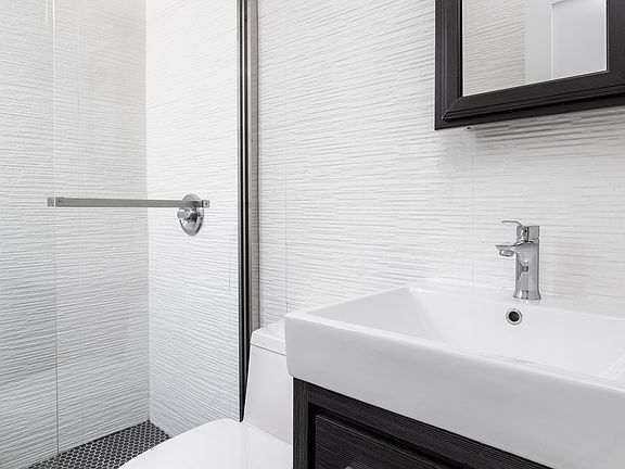 5th image of 20 Avenue A APT 2G