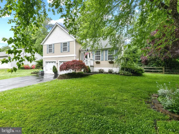 12 Holly Ave, Aberdeen, MD 21001