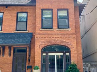19 Lowther Ave #1, Toronto, ON M5R 1C5