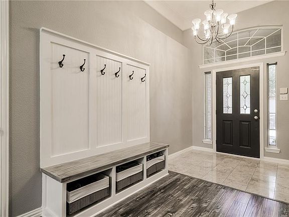 5th image of 5020 Enclave Ct
