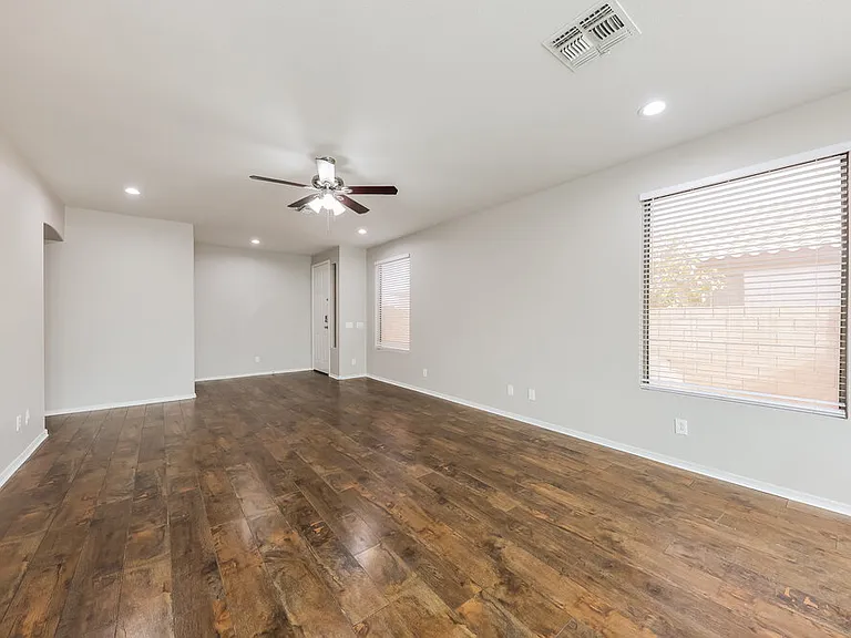 9451 W Ross Ave — Photo 4
