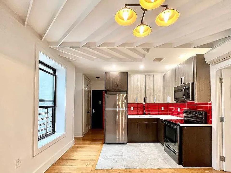 1st image of 930 De Kalb Ave #104
