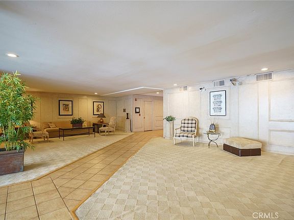 4th image of 4454 Ventura Canyon Ave APT 105