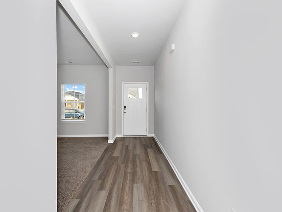 The Dakota floorplan with the Cozy White interior package.