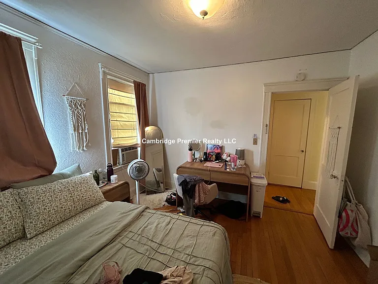 172 Norfolk St #2 — Photo 12