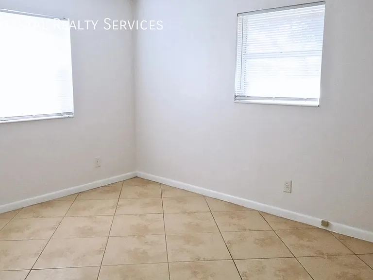 22 Overstreet Dr — Photo 6