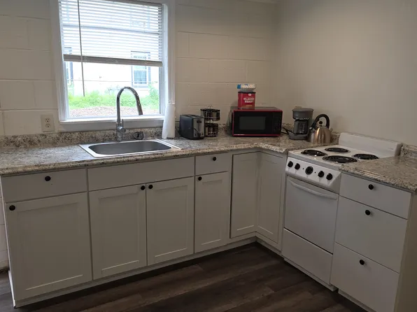 424 E 50th St #1, Savannah, GA 31405