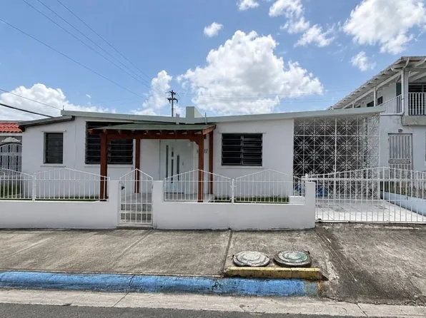 Urb Bayamon Gardens Dd Calle #22-C, Bayamon, PR 00956
