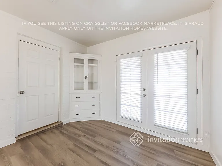 17454 N 14th Ave — Photo 8