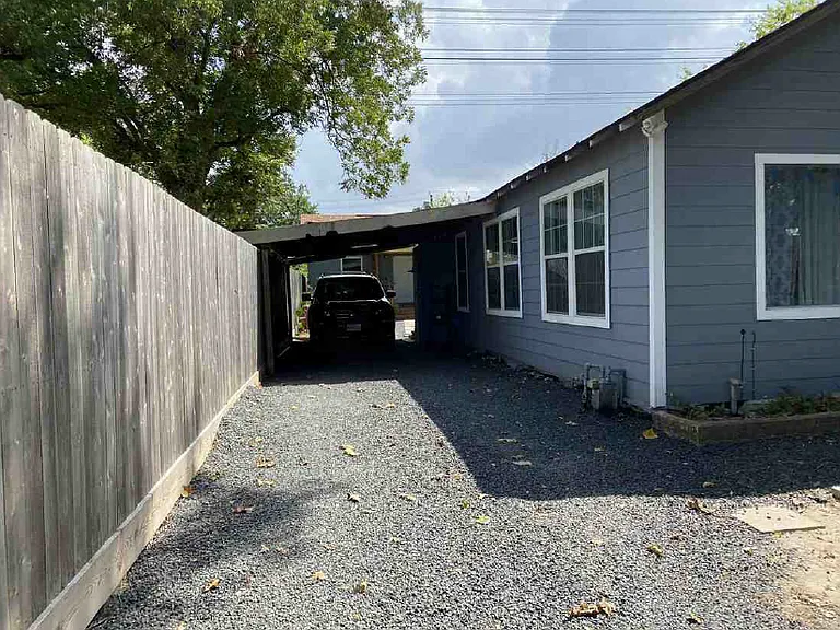 4014 Hardy St #A — Photo 8