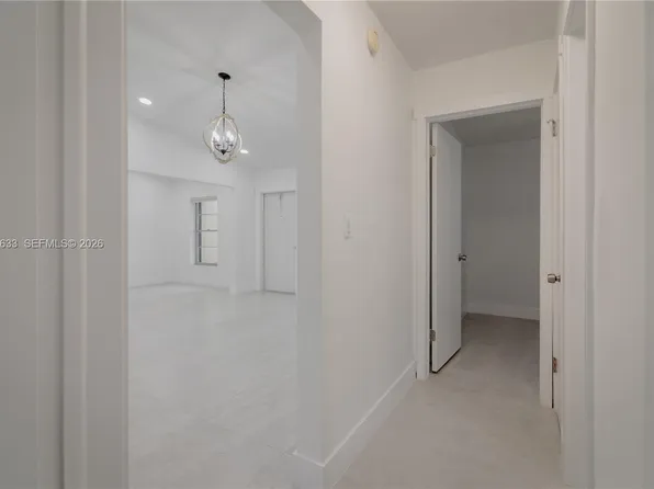11903 SW 110th Street Cir E, Miami, FL 33186