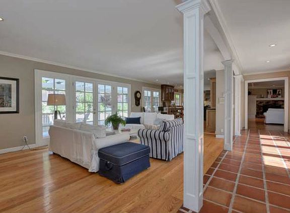 4th image of 6111 Silberman Dr