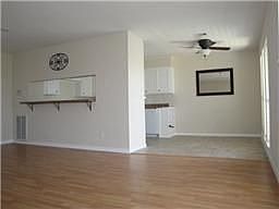 3rd image of 996 Redfish St
