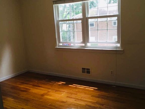 5th image of 12 Valentine Ave APT 4