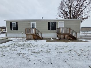 203 Carriage Lane Est, Streator, IL 61364