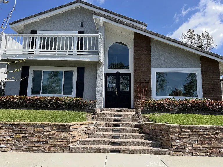 1926 W West Wind — Photo 1