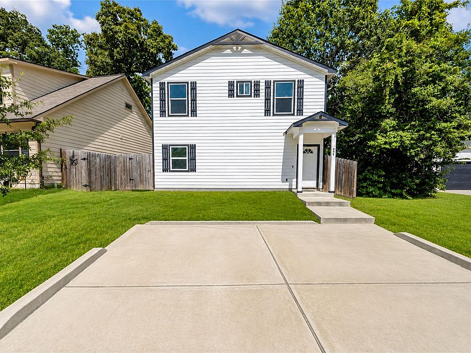 1st image of 849 Queenswood