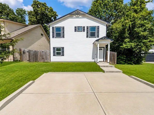 849 Queenswood, Montgomery, TX 77316