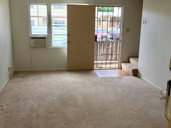 4th image of 98-1284 Hoohiki Pl APT F