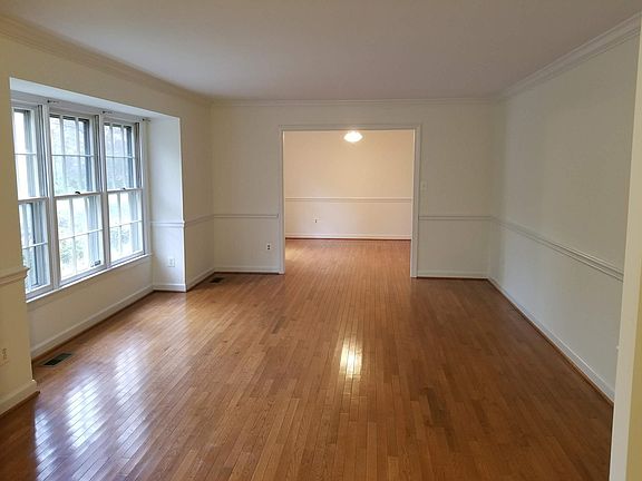 Front Living Room & Dining Room (Back)