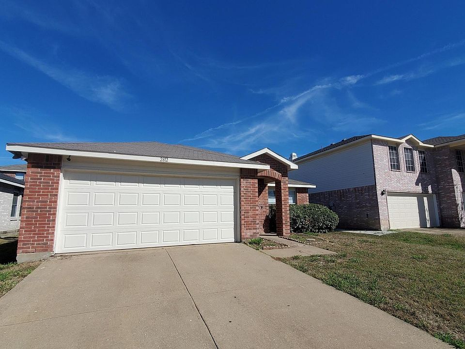 1st image of 2812 Hillside Dr